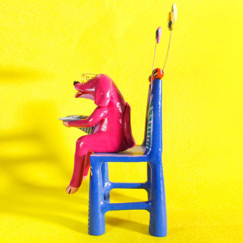 Newspaper-reading Dog, Betus Clay