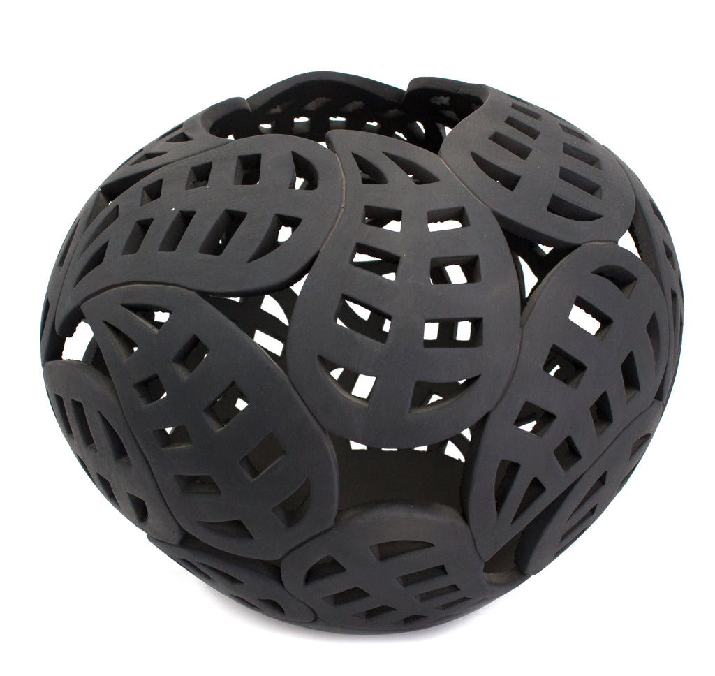 Matte Dried Leaves Sphere, Black Clay