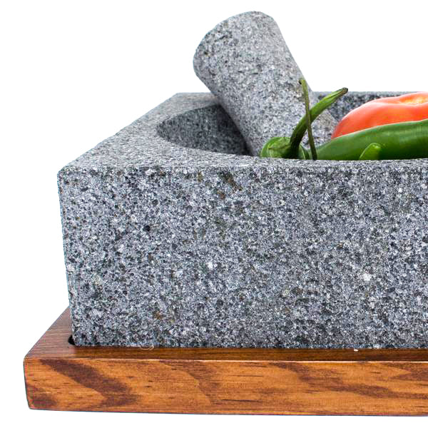 Traditional Basalt Molcajete from Mexico (9 inch), 'Grand Tradition