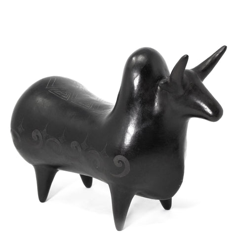 Zebu Bull, Scribed Black Clay